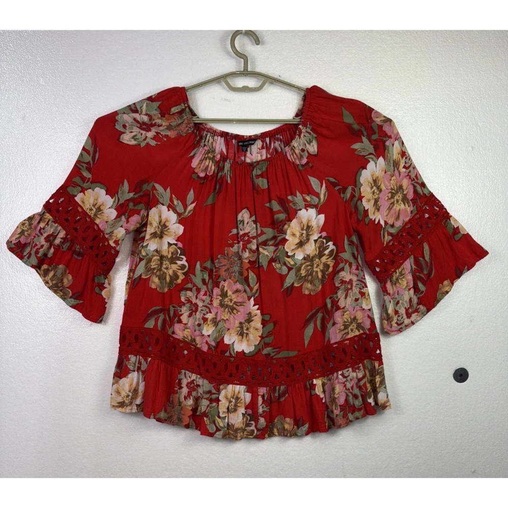 Unique Spectrum Top 1X Womens Bohemian‎ Red Floral Lace pull over Blouse